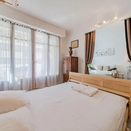 Heart Of Apartment